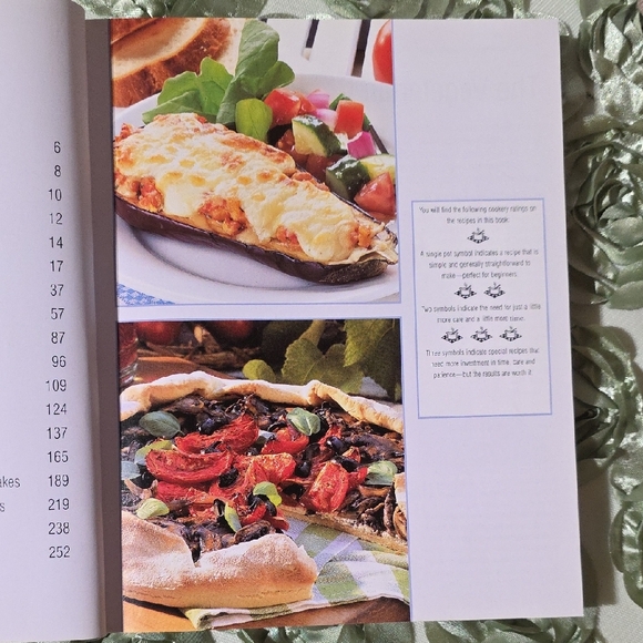 Vegetarian Cookbook with Tasty Recipes - Picture 4 of 6